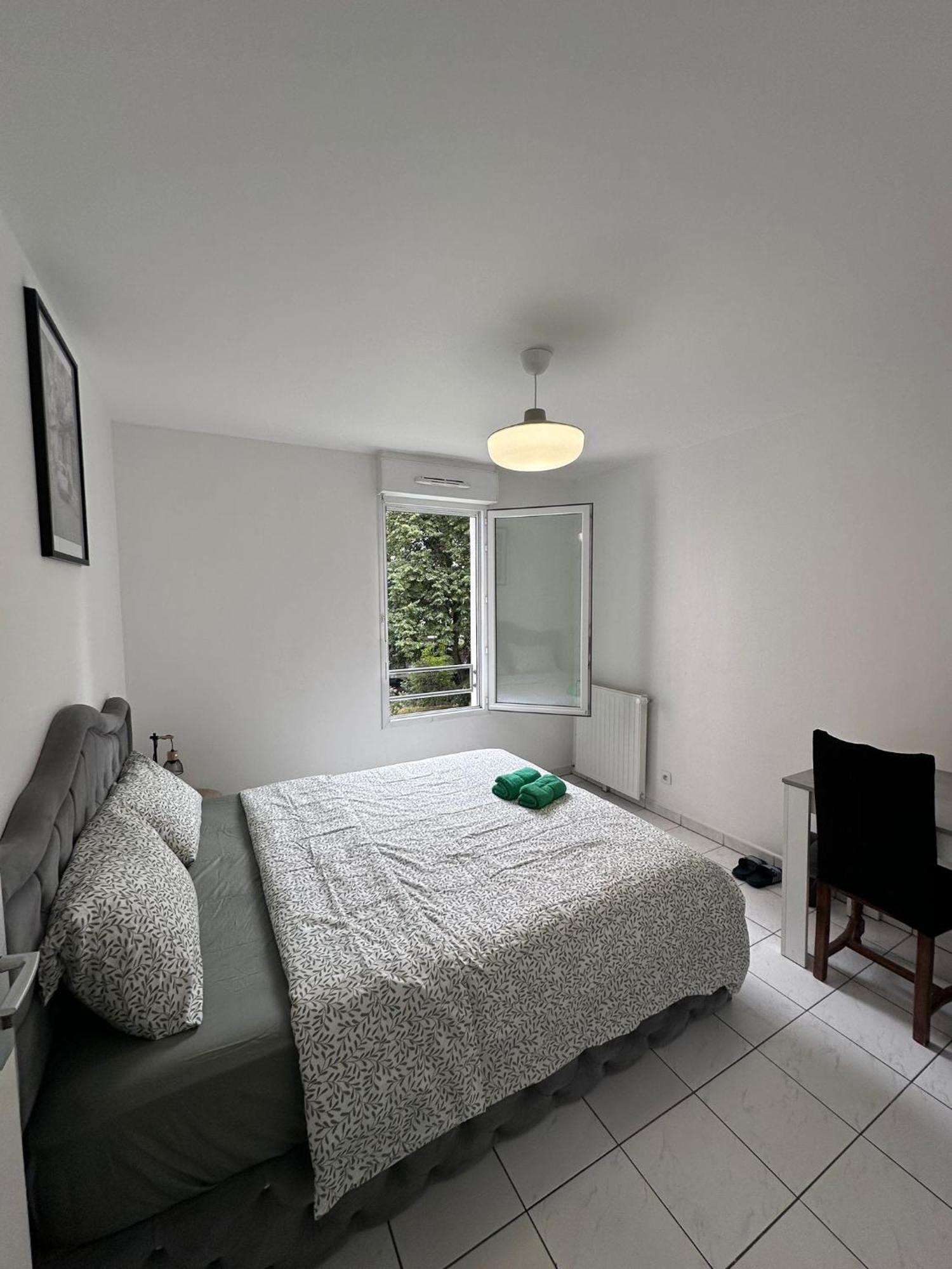 Appartement Sri-Indo Bobigny Paris Extérieur photo