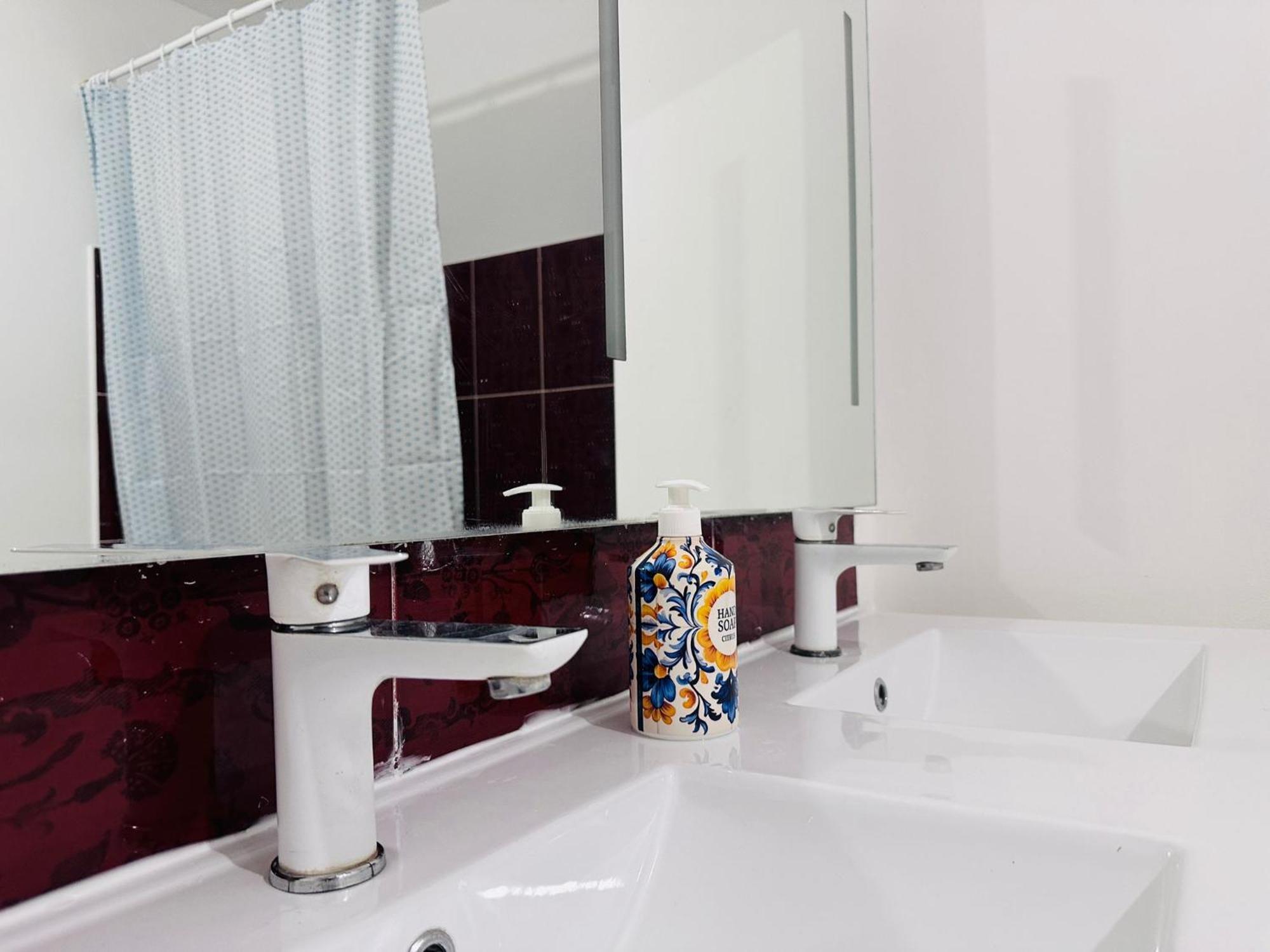 Appartement Sri-Indo Bobigny Paris Extérieur photo
