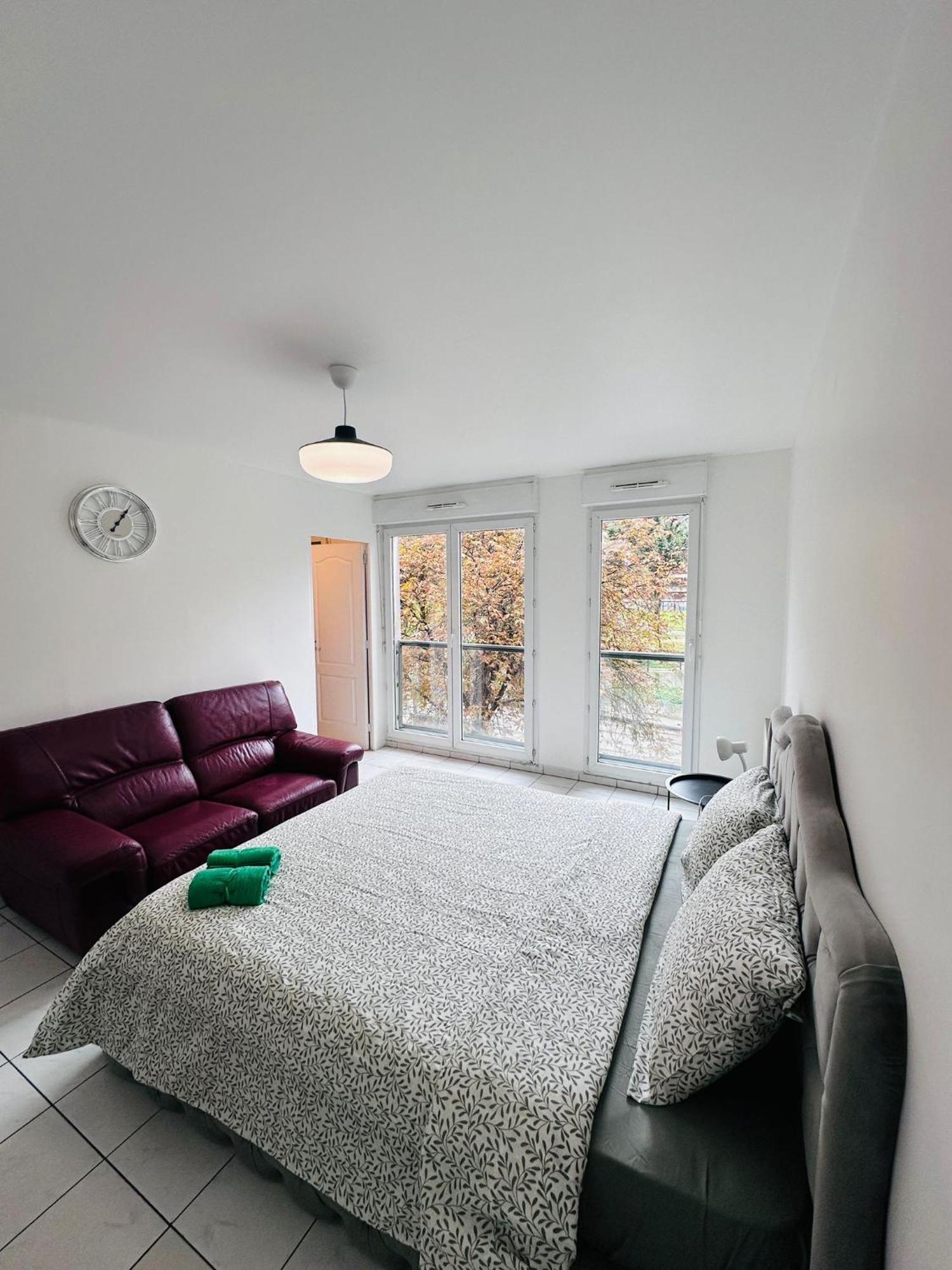 Appartement Sri-Indo Bobigny Paris Extérieur photo