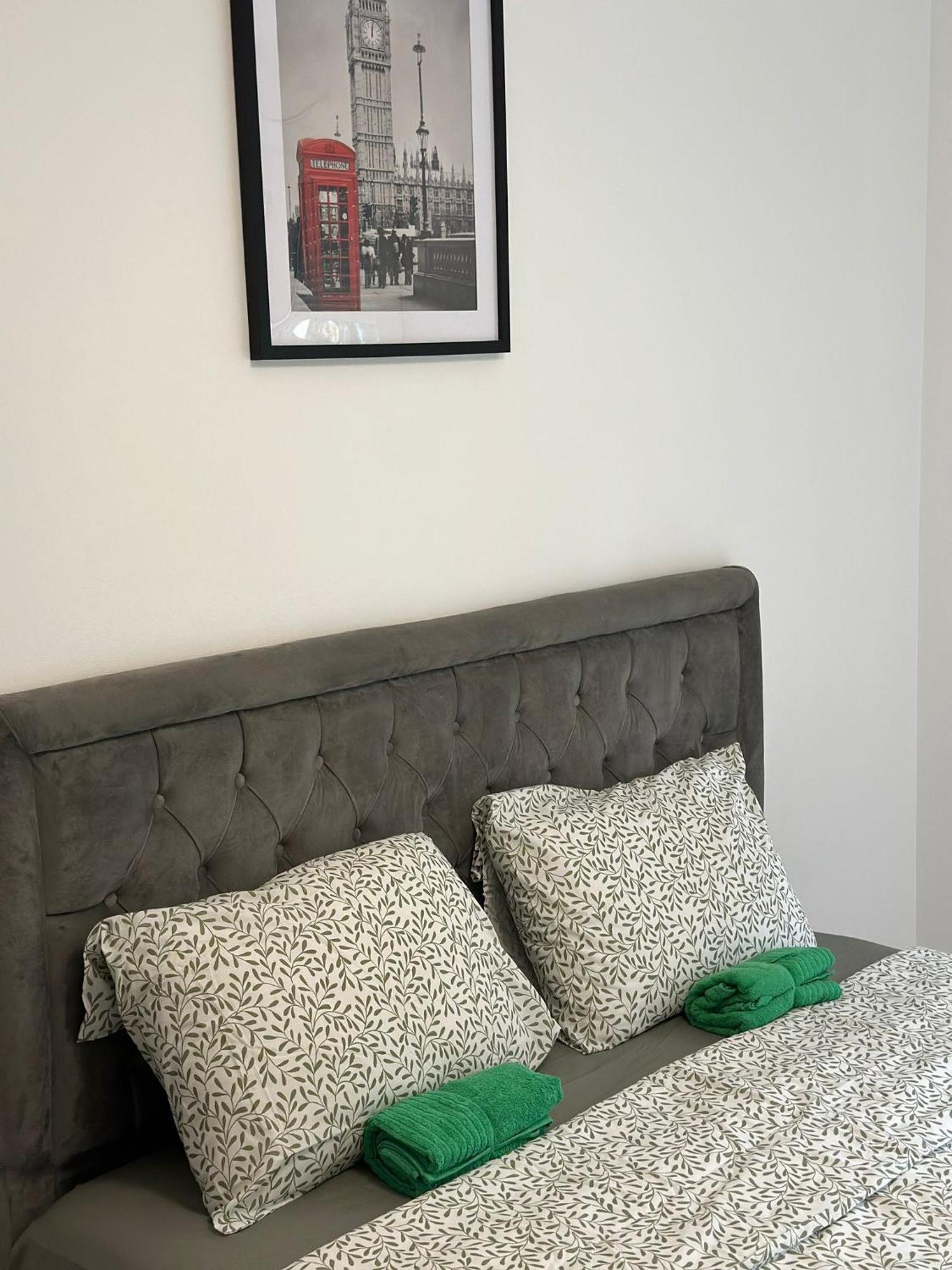 Appartement Sri-Indo Bobigny Paris Extérieur photo