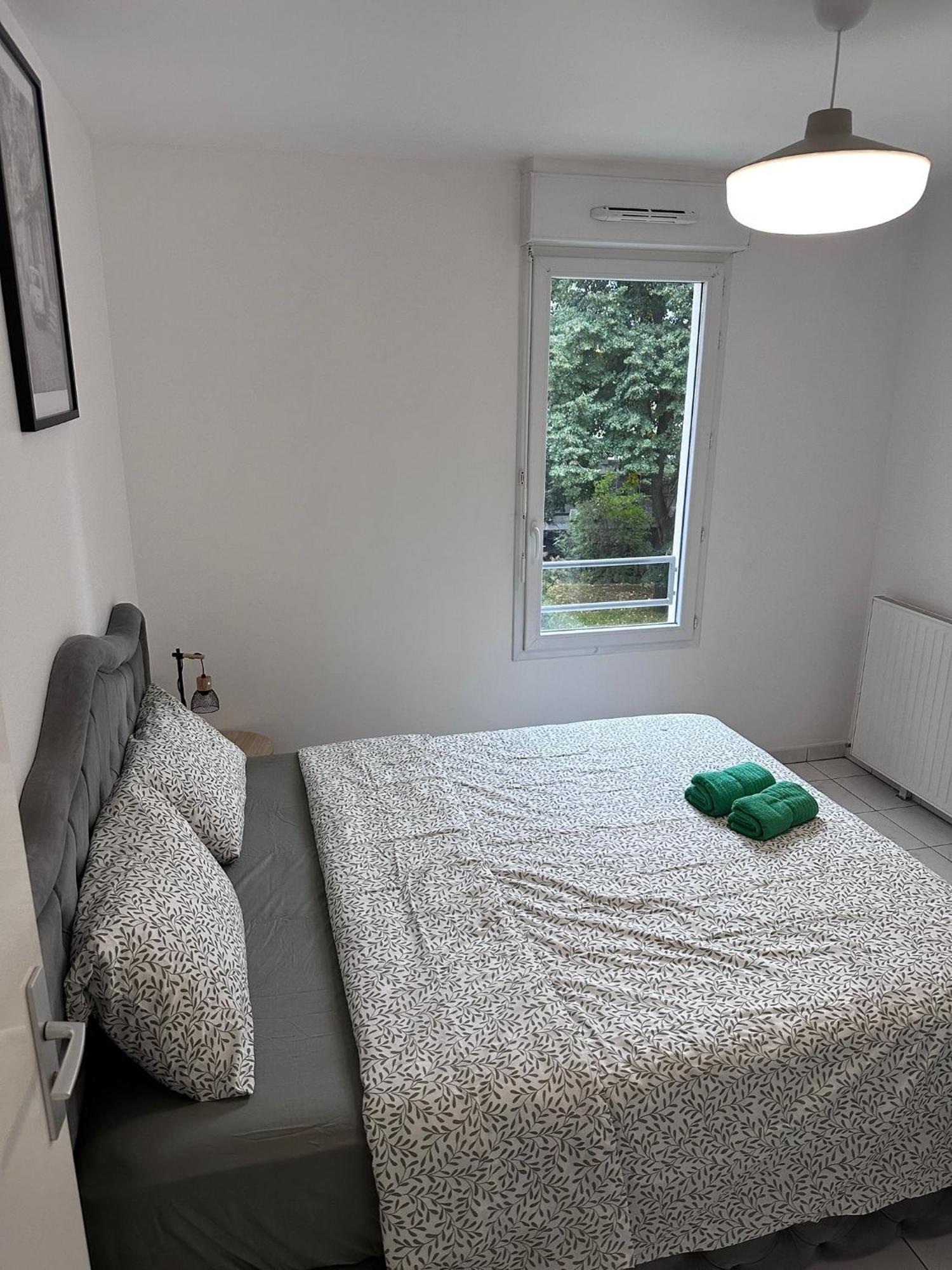 Appartement Sri-Indo Bobigny Paris Extérieur photo