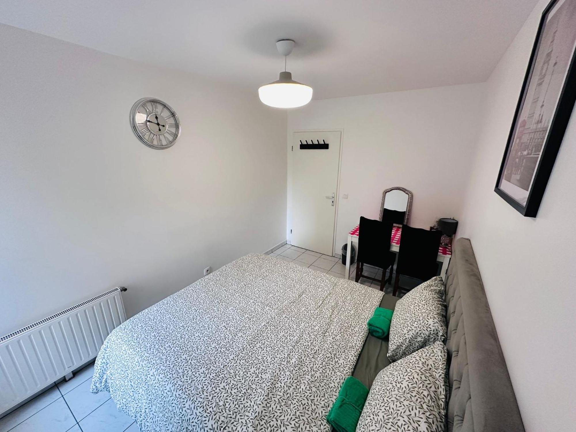 Appartement Sri-Indo Bobigny Paris Extérieur photo