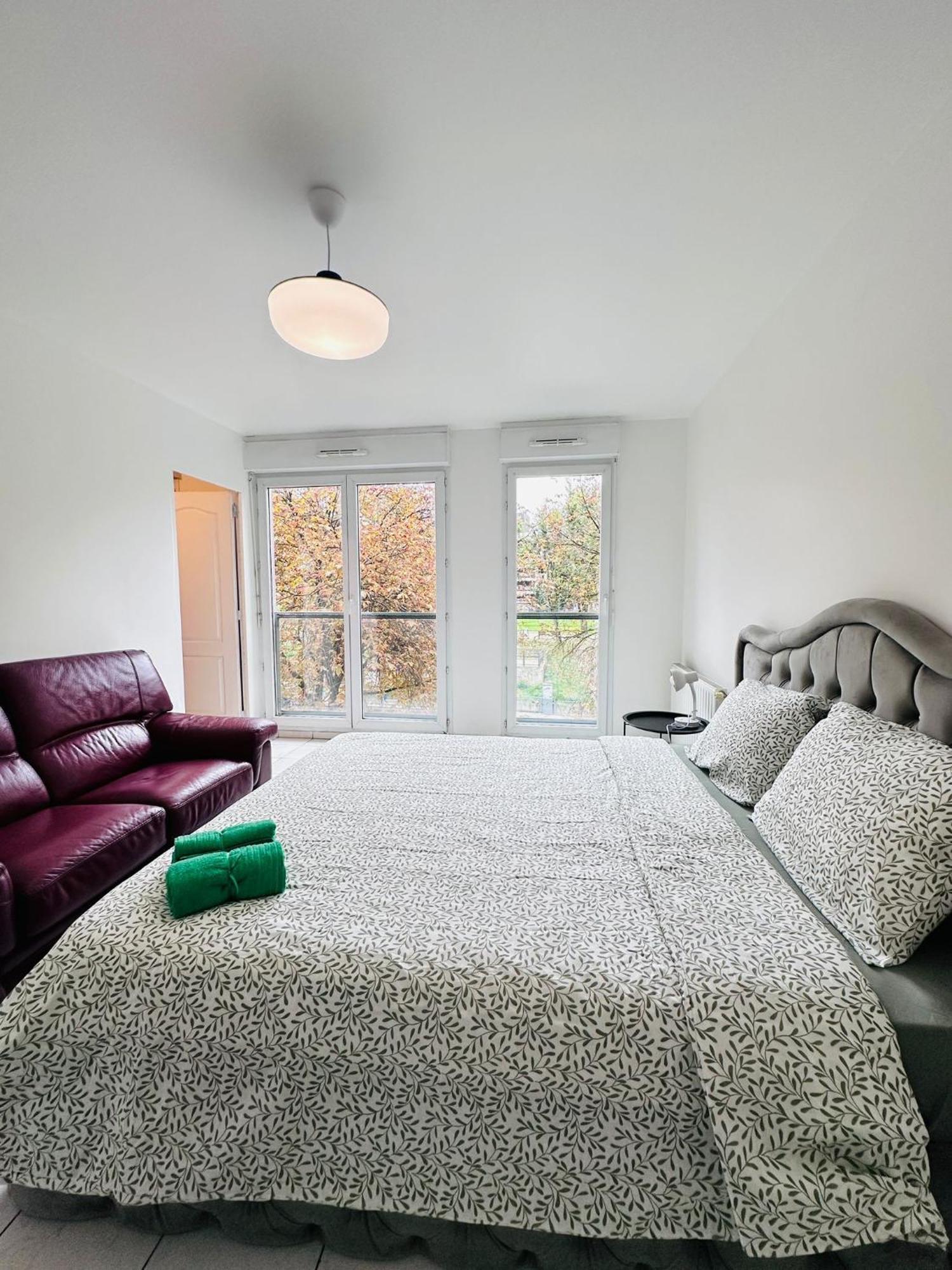 Appartement Sri-Indo Bobigny Paris Extérieur photo